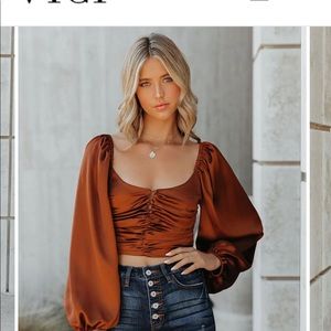 NWT vici top